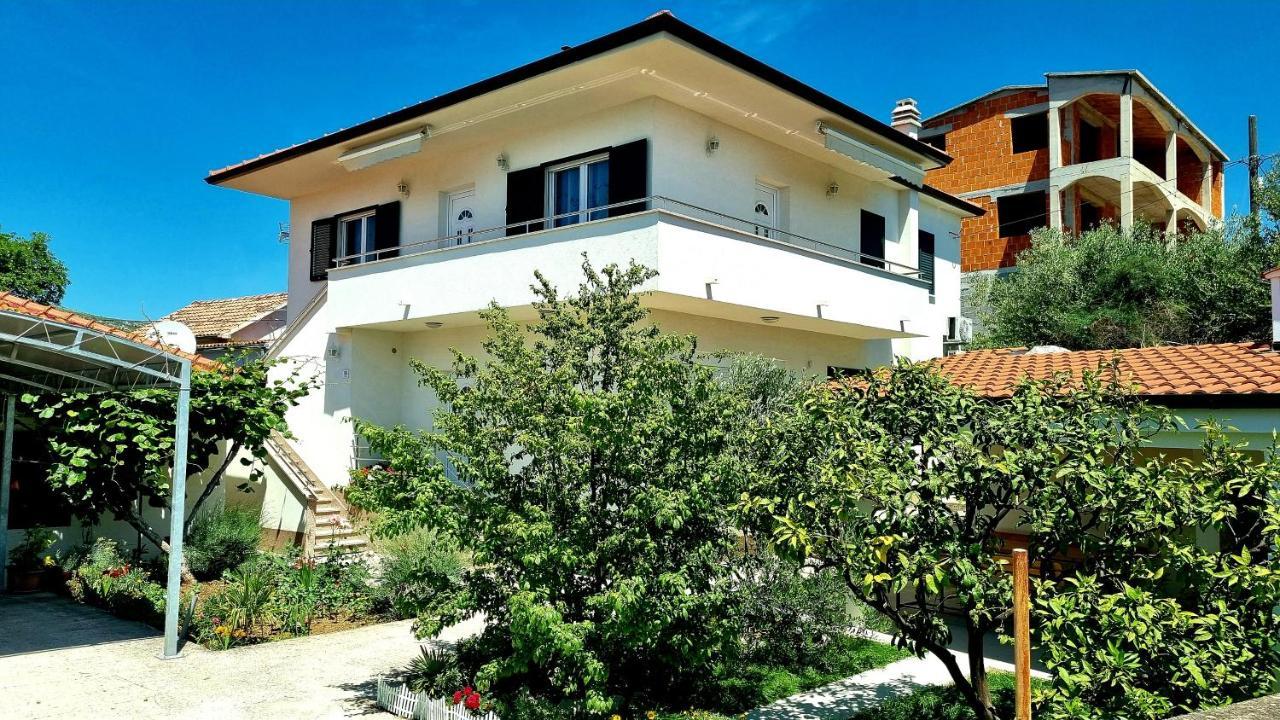 Apartments Bava Trogir Exterior foto